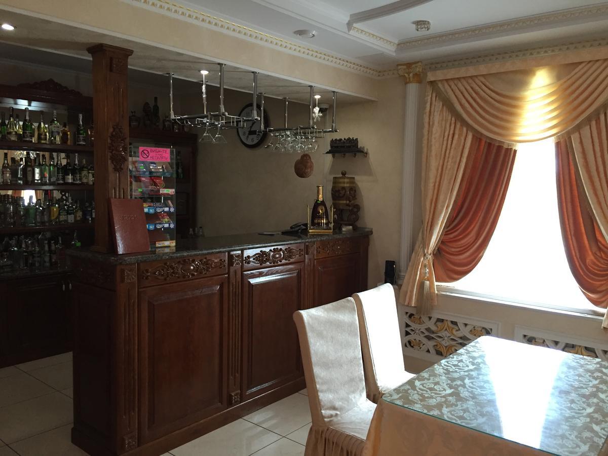 Hotel Oktan Kryve Ozero Zewnętrze zdjęcie