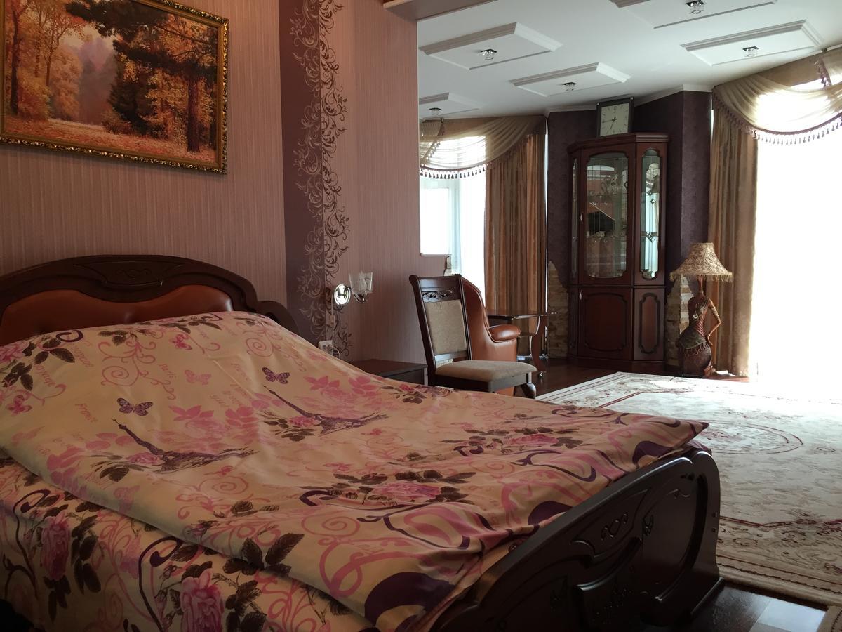 Hotel Oktan Kryve Ozero Zewnętrze zdjęcie